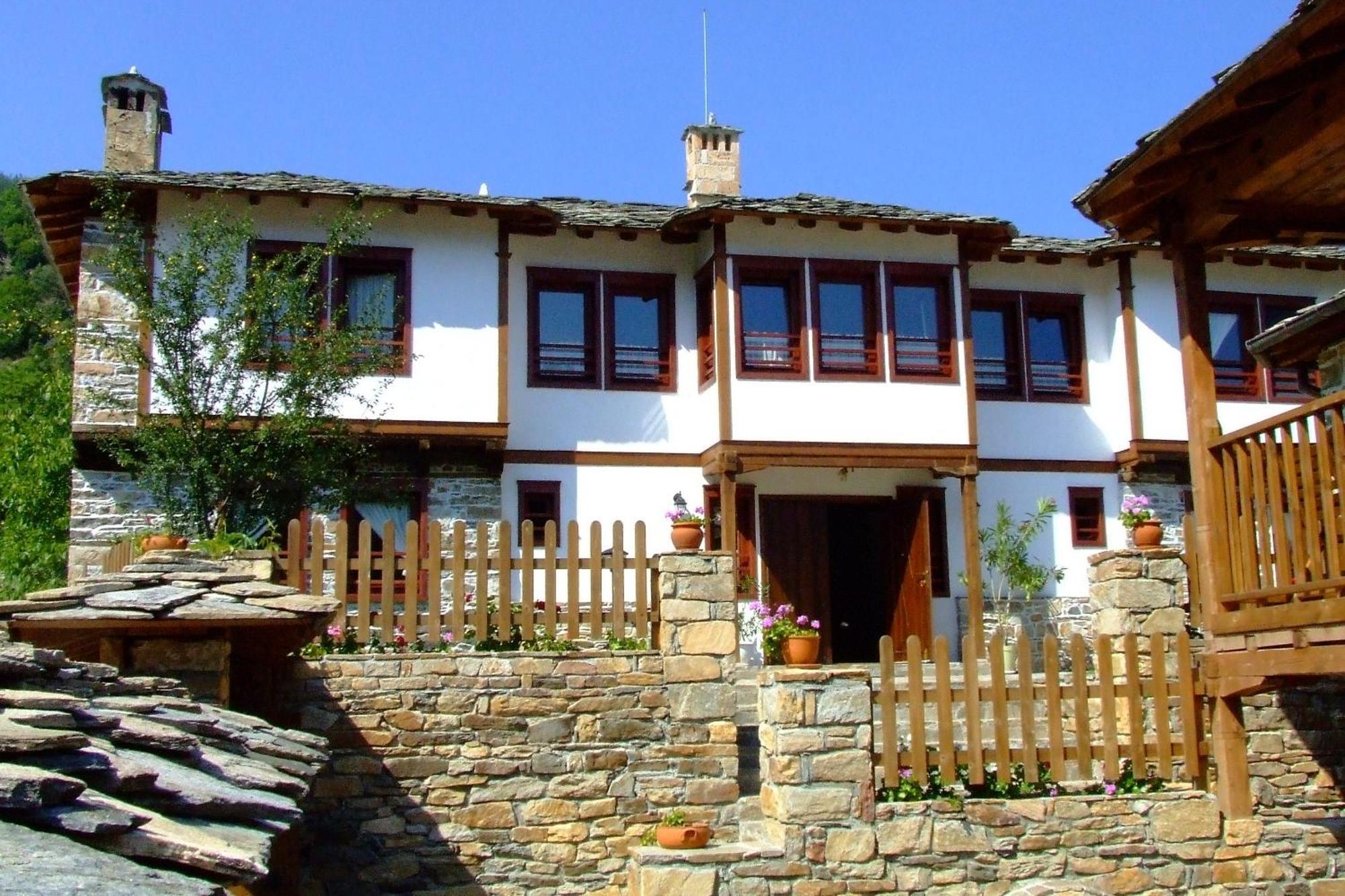 Complex Kosovo Houses Exterior foto